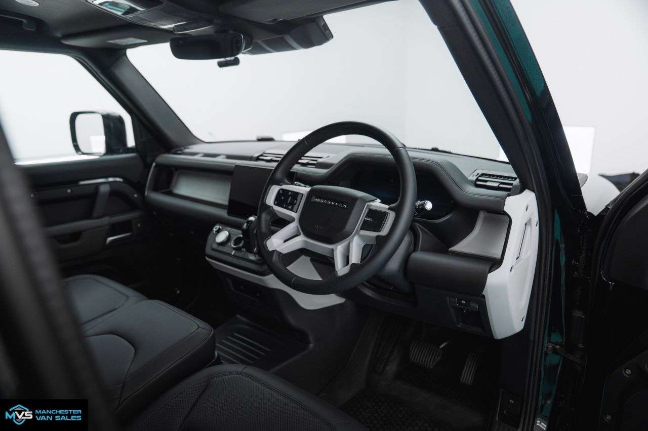 null LAND ROVER DEFENDER 90 null LAND ROVER DEFENDER 90