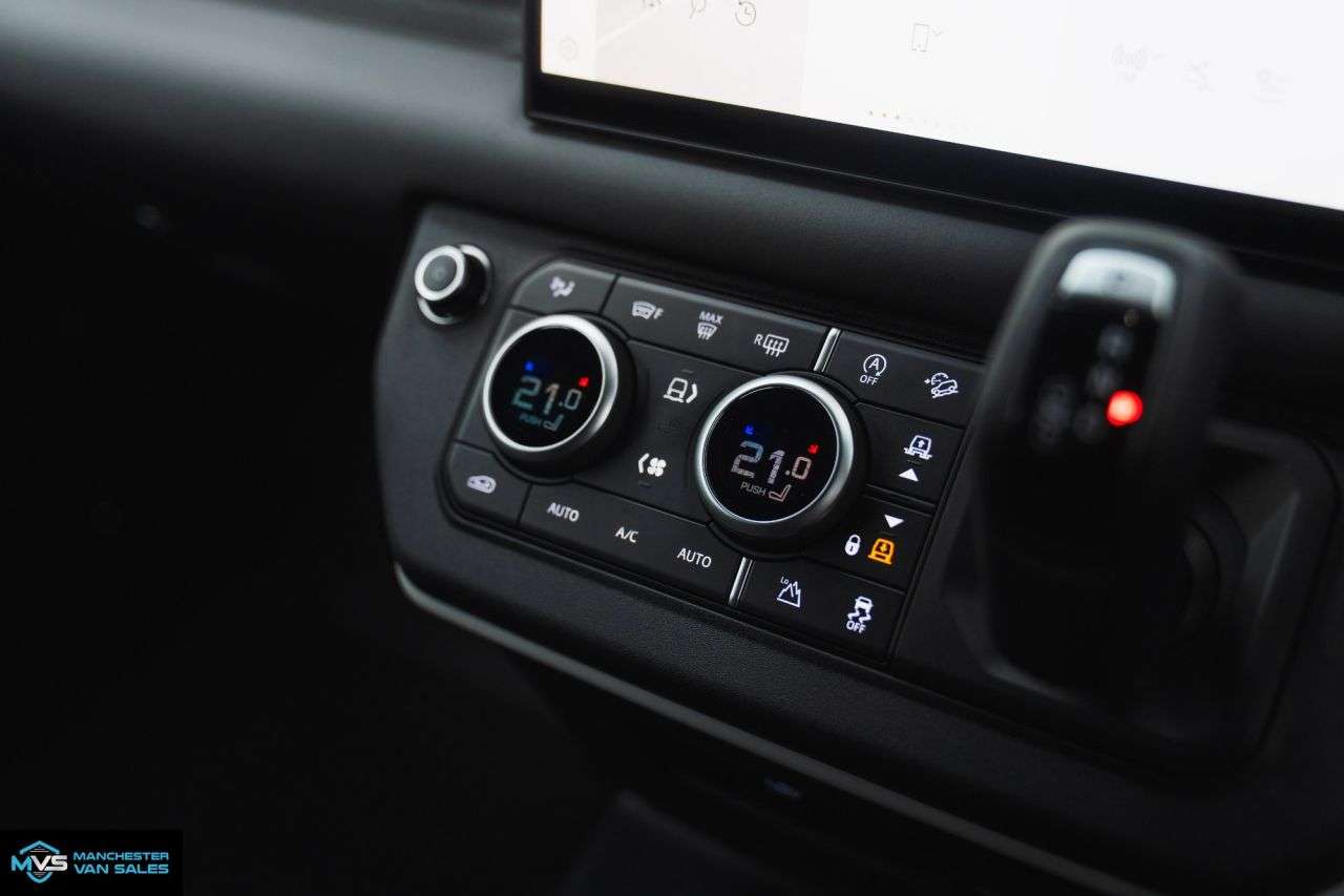 null LAND ROVER DEFENDER 90 null LAND ROVER DEFENDER 90