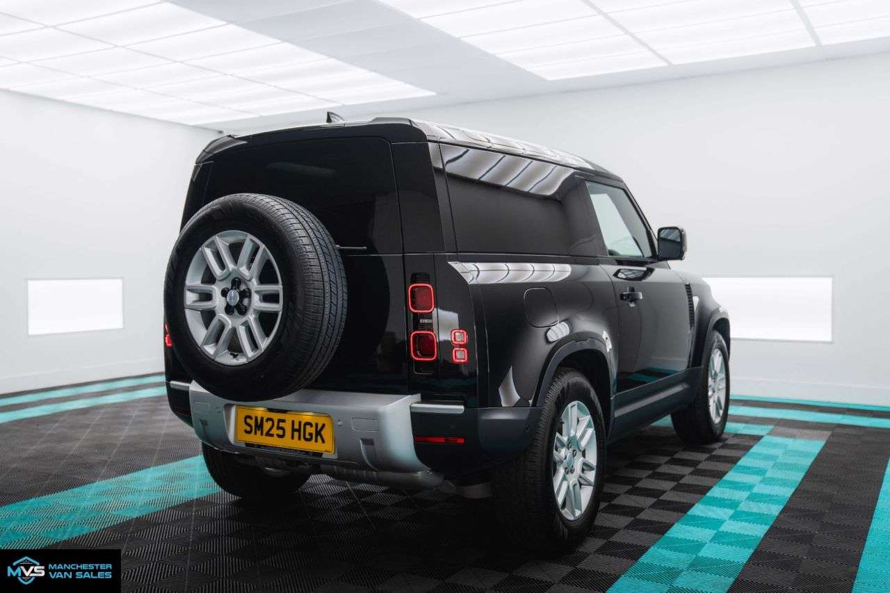 null LAND ROVER DEFENDER 90 null LAND ROVER DEFENDER 90