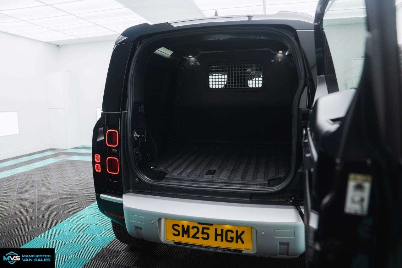 null LAND ROVER DEFENDER 90 null LAND ROVER DEFENDER 90