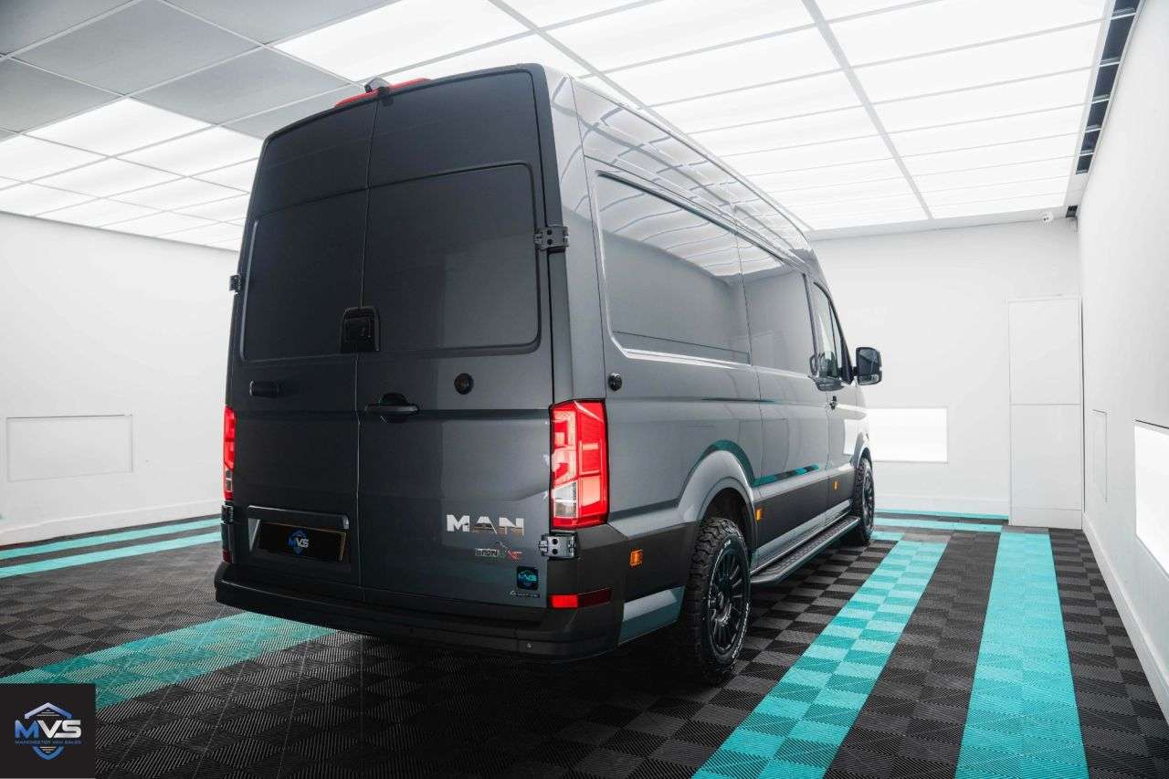 A null MAN TGE 2.0 MWB 4MOTION MCR EDITION 180BHP AUTO - INDIUM GREY A null MAN TGE 2.0 MWB 4MOTION MCR EDITION 180BHP AUTO - INDIUM GREY