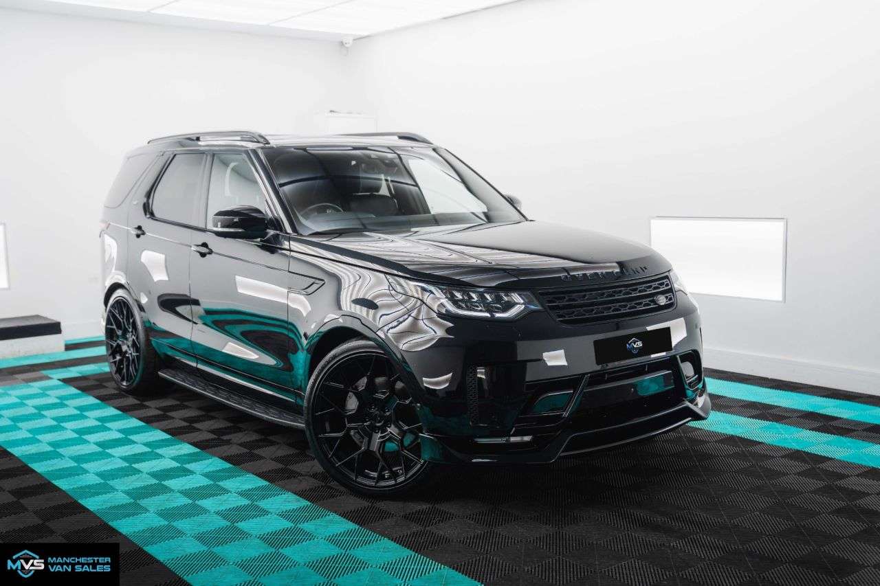 A 2019 LAND ROVER DISCOVERY 3.0 SD V6 HSE SUV 5dr Diesel Auto 4WD Euro 6 (s/s) (306 ps) A 2019 LAND ROVER DISCOVERY 3.0 SD V6 HSE SUV 5dr Diesel Auto 4WD Euro 6 (s/s) (306 ps)