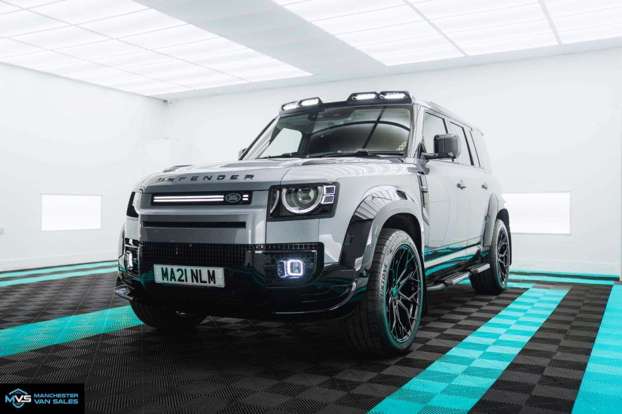 A 2021 LAND ROVER DEFENDER 3.0 D250 MHEV SE Hard Top SUV 5dr Diesel Auto 4WD MWB Euro 6 (s/s) (250 ps) A 2021 LAND ROVER DEFENDER 3.0 D250 MHEV SE Hard Top SUV 5dr Diesel Auto 4WD MWB Euro 6 (s/s) (250 ps)