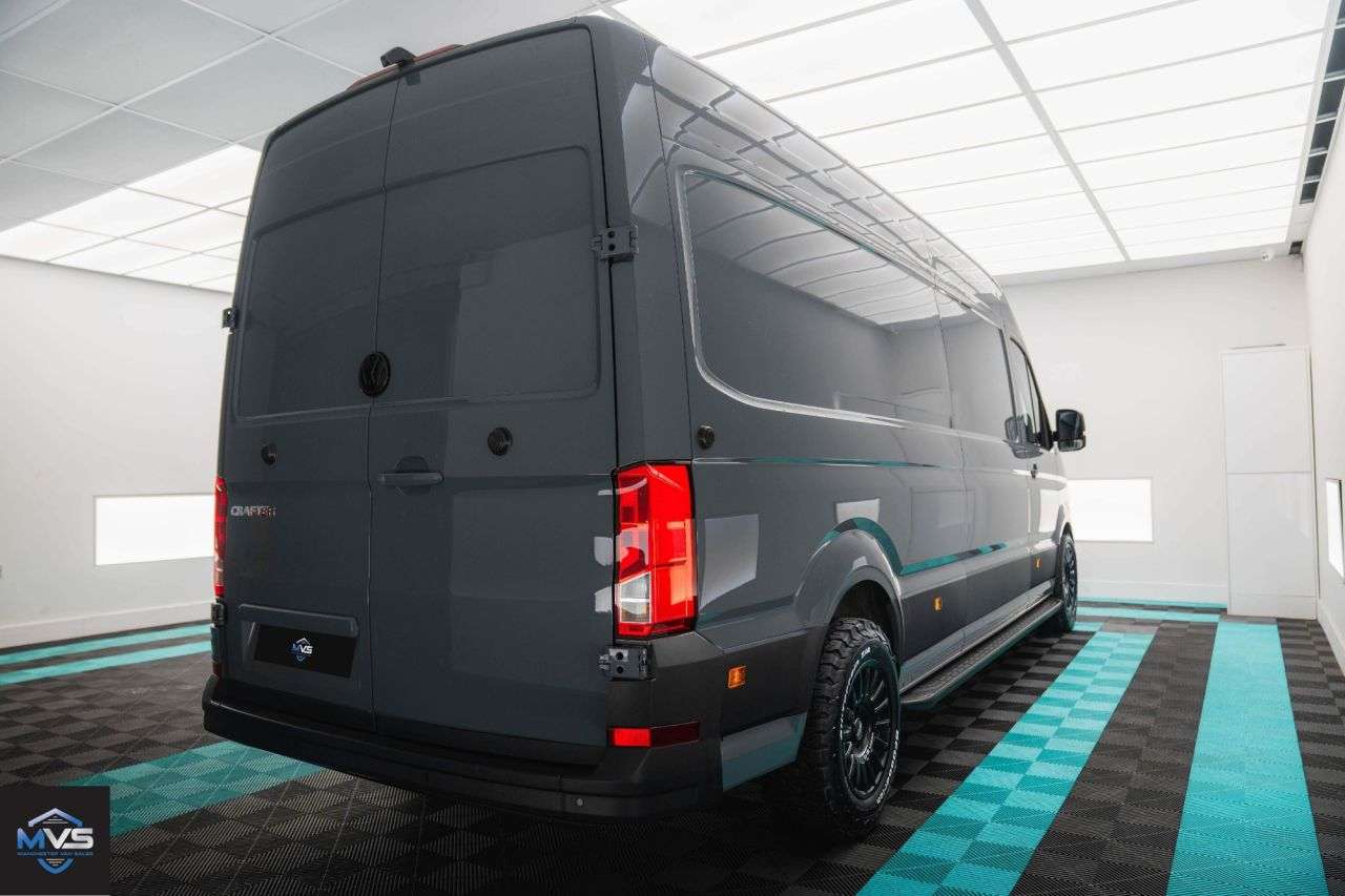A 0 VOLKSWAGEN CRAFTER CR35 TDI 2.0 LWB FWD MCR EDITION 180 AUTO - PURE GREY A 0 VOLKSWAGEN CRAFTER CR35 TDI 2.0 LWB FWD MCR EDITION 180 AUTO - PURE GREY