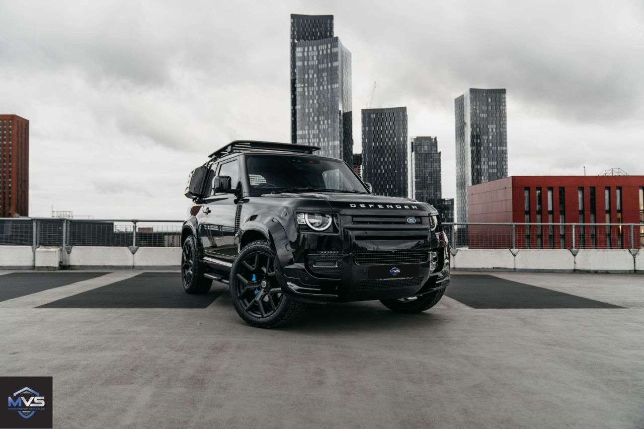 A 2024 LAND ROVER DEFENDER 90 3.0 Hard Top 250bhp Auto 3SEATS MCR WIDE ARCH BLACK EDITION A 2024 LAND ROVER DEFENDER 90 3.0 Hard Top 250bhp Auto 3SEATS MCR WIDE ARCH BLACK EDITION