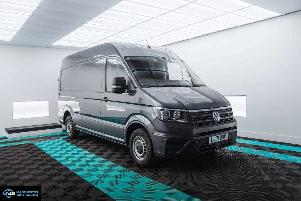A 2021 VOLKSWAGEN CRAFTER 2.0 TDI CR35 TRENDLINE 140BHP MWB HIGH ROOF - TOP SPEC A 2021 VOLKSWAGEN CRAFTER 2.0 TDI CR35 TRENDLINE 140BHP MWB HIGH ROOF - TOP SPEC