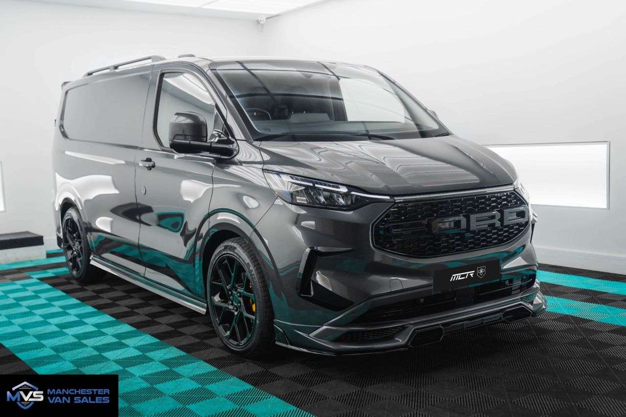 A 2024 FORD TRANSIT CUSTOM 2.0 300 SWB MCR SPORTS EDITION AUTO - BLACK EDITION LEATHER A 2024 FORD TRANSIT CUSTOM 2.0 300 SWB MCR SPORTS EDITION AUTO - BLACK EDITION LEATHER