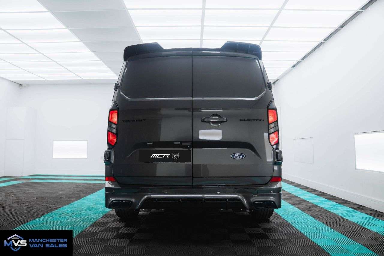 A 2024 FORD TRANSIT CUSTOM 2.0 300 SWB MCR SPORTS EDITION AUTO - BLACK EDITION LEATHER A 2024 FORD TRANSIT CUSTOM 2.0 300 SWB MCR SPORTS EDITION AUTO - BLACK EDITION LEATHER