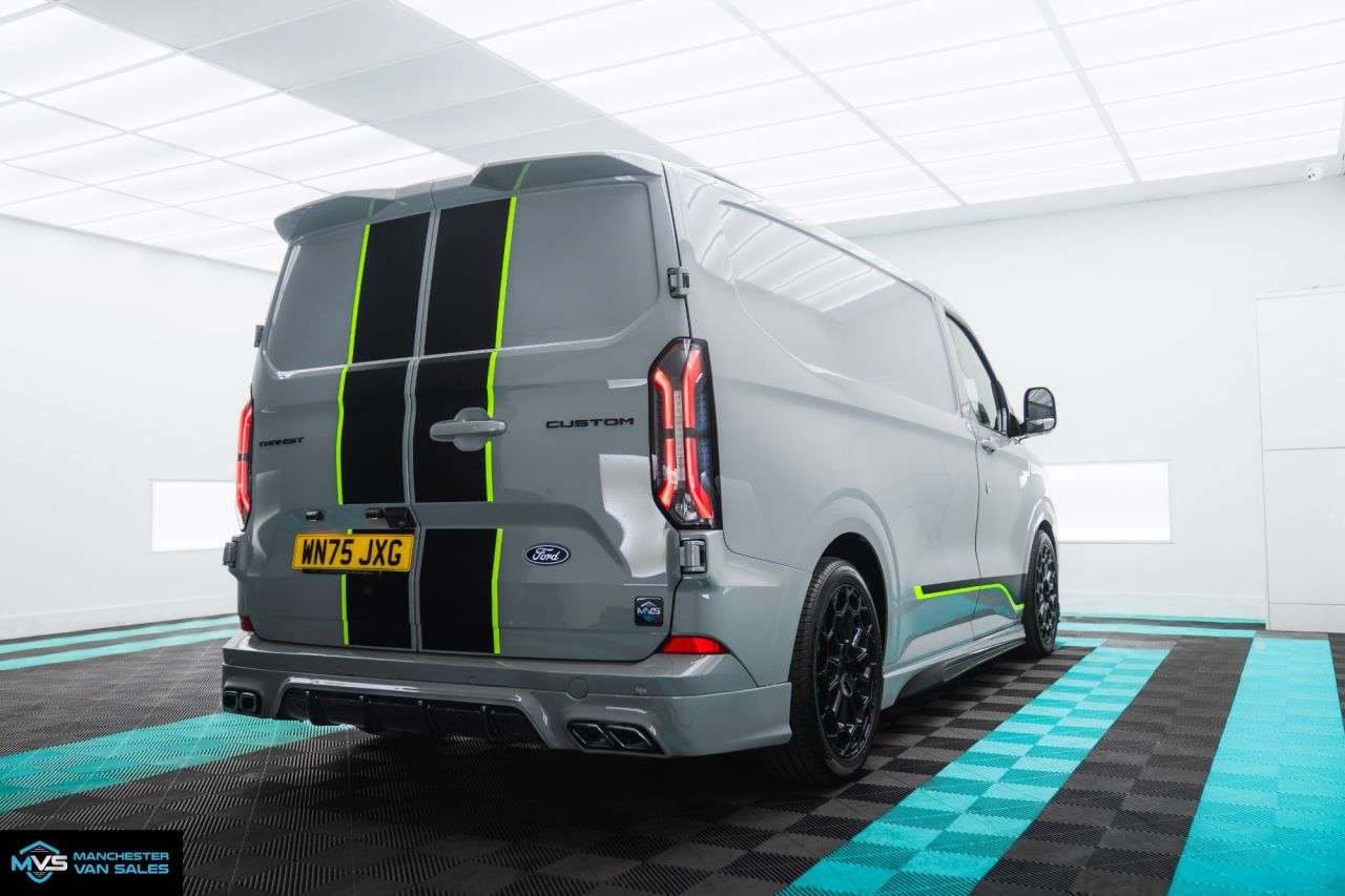 A 2025 FORD TRANSIT CUSTOM 2.0 320 SWB MCR SPORTS EDTION 170BHP AUTO - ONE ONLY AVAILABLE A 2025 FORD TRANSIT CUSTOM 2.0 320 SWB MCR SPORTS EDTION 170BHP AUTO - ONE ONLY AVAILABLE