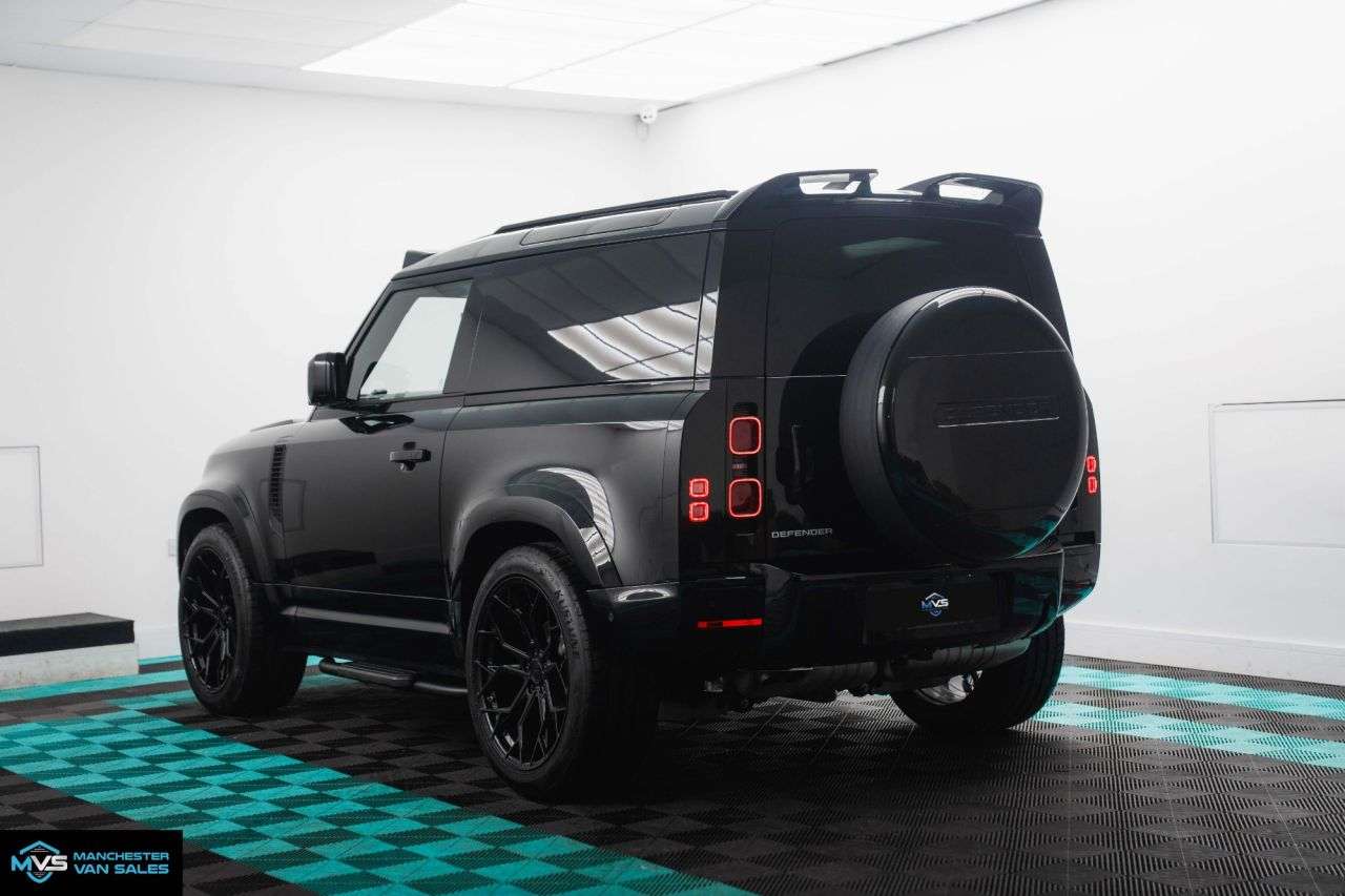 2025 LAND ROVER DEFENDER 2025 LAND ROVER DEFENDER