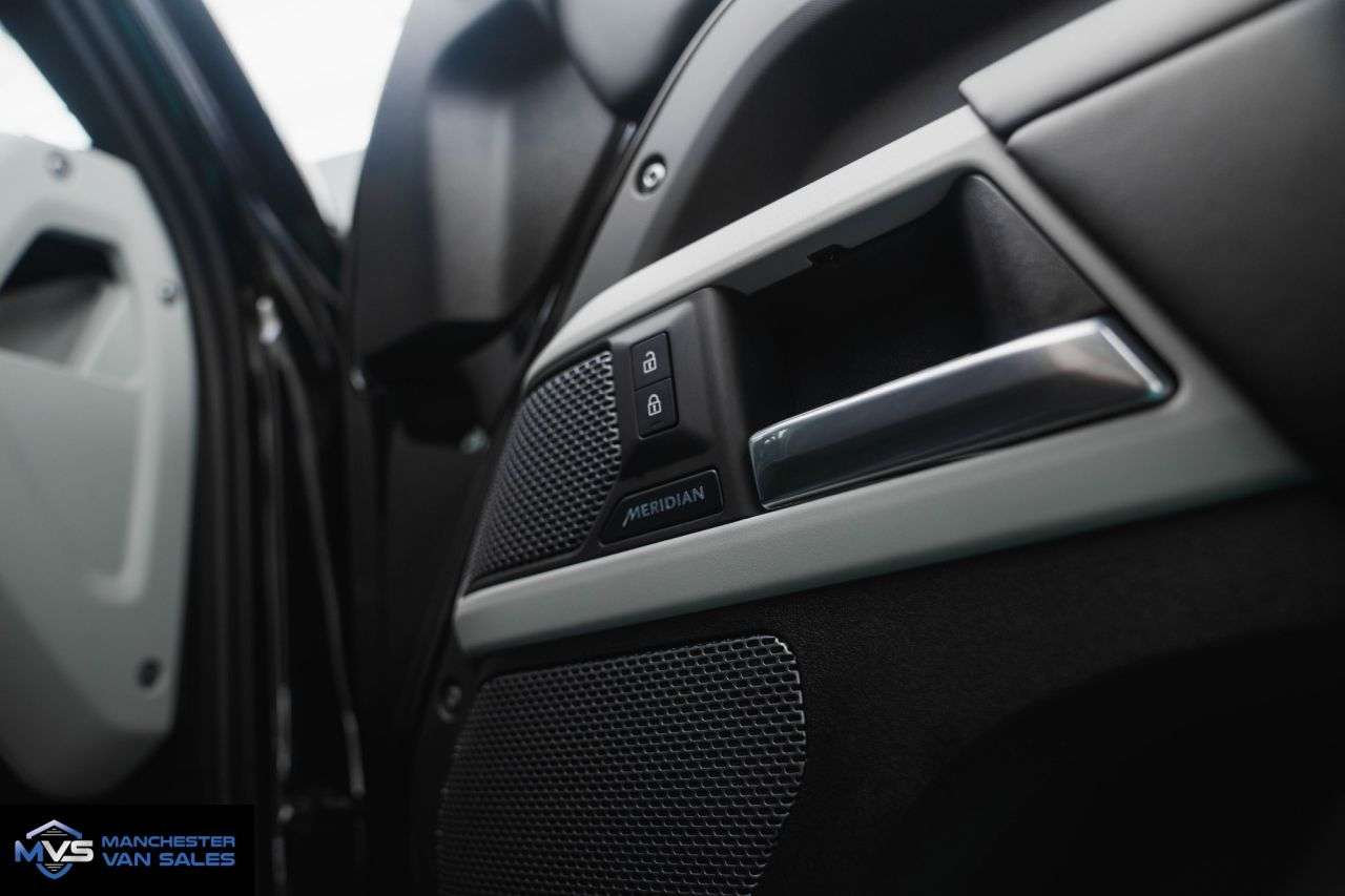 2025 LAND ROVER DEFENDER 2025 LAND ROVER DEFENDER