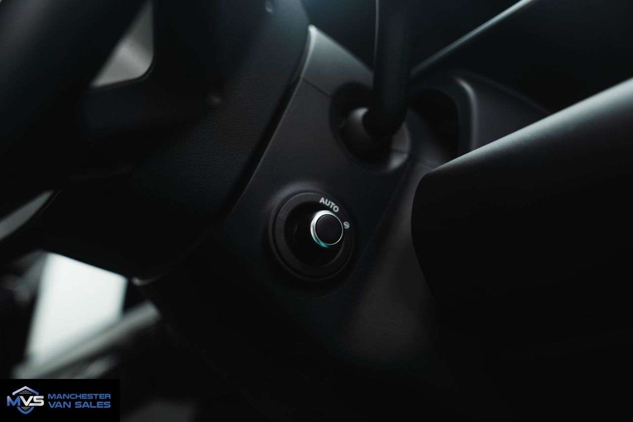 2025 LAND ROVER DEFENDER 2025 LAND ROVER DEFENDER