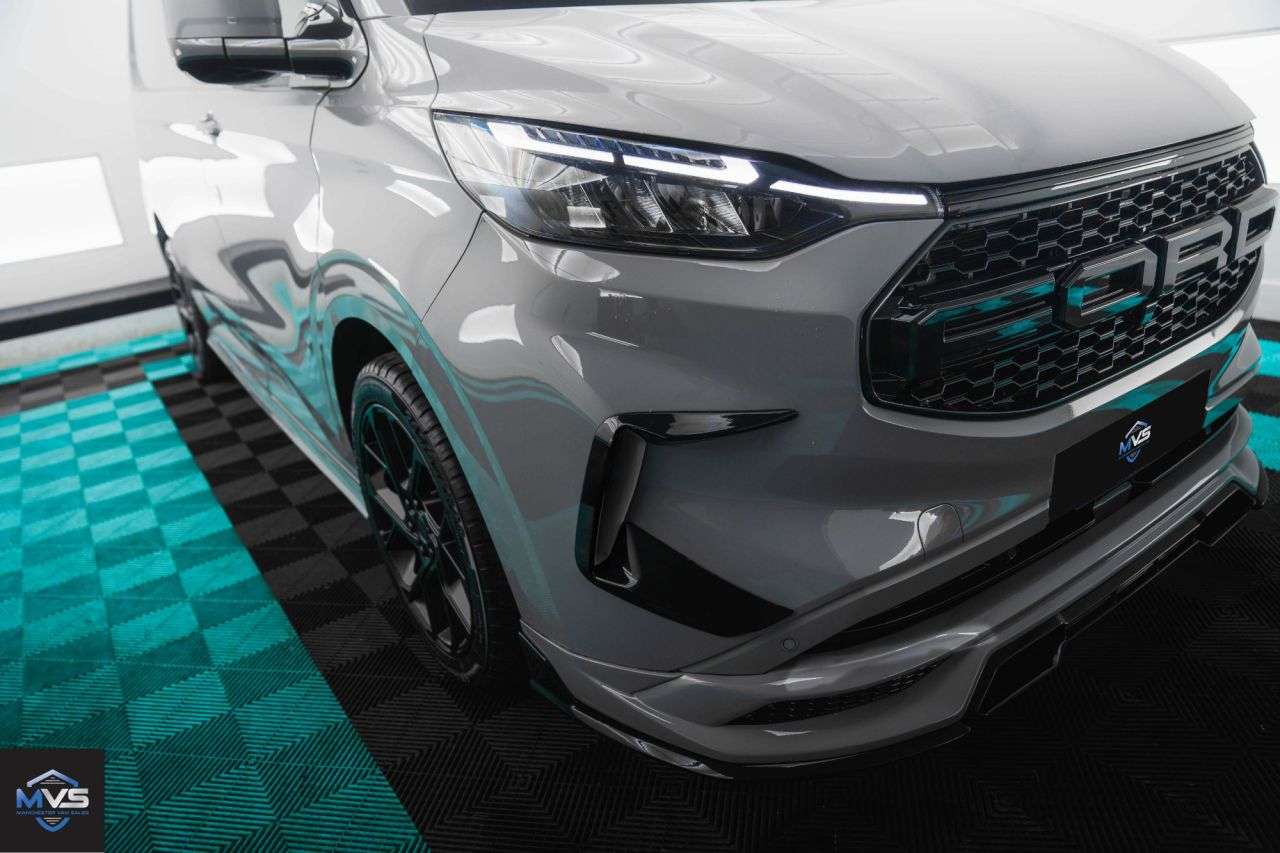 A 2025 FORD TRANSIT CUSTOM 2.0 320 SWB MCR SPORTS EDITION AUTO - GREY MATTER - TOP SPEC A 2025 FORD TRANSIT CUSTOM 2.0 320 SWB MCR SPORTS EDITION AUTO - GREY MATTER - TOP SPEC