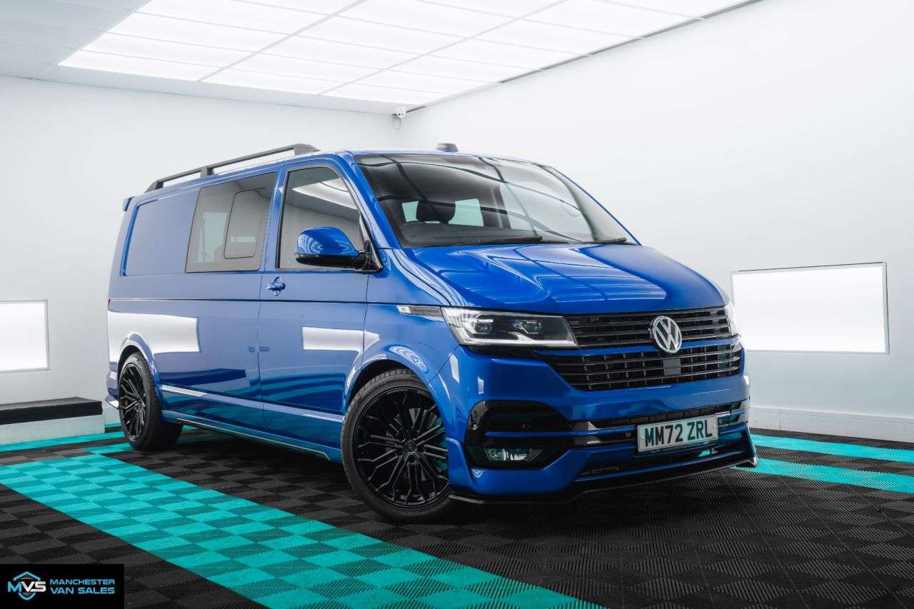 A 2023 VOLKSWAGEN TRANSPORTER 2.0 T32 LWB LV STYLED FACTORY KOMBI 204BHP DSG AUTO - DISCOVERY MEDIA A 2023 VOLKSWAGEN TRANSPORTER 2.0 T32 LWB LV STYLED FACTORY KOMBI 204BHP DSG AUTO - DISCOVERY MEDIA