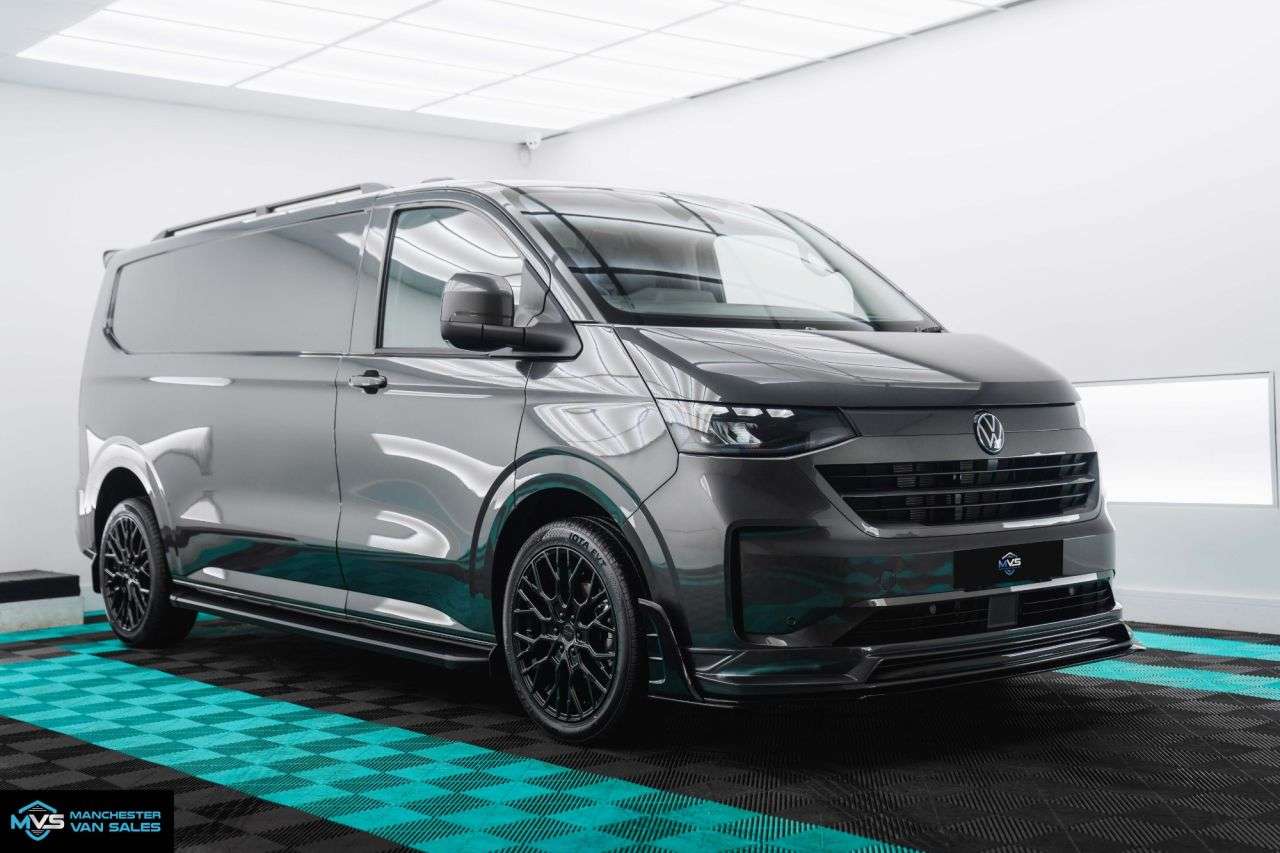A 2026 VOLKSWAGEN TRANSPORTER 2.0 TDI T32 LWB 4MOTION XR SPORT EDITION AUTO - COMMERCE PRO A 2026 VOLKSWAGEN TRANSPORTER 2.0 TDI T32 LWB 4MOTION XR SPORT EDITION AUTO - COMMERCE PRO