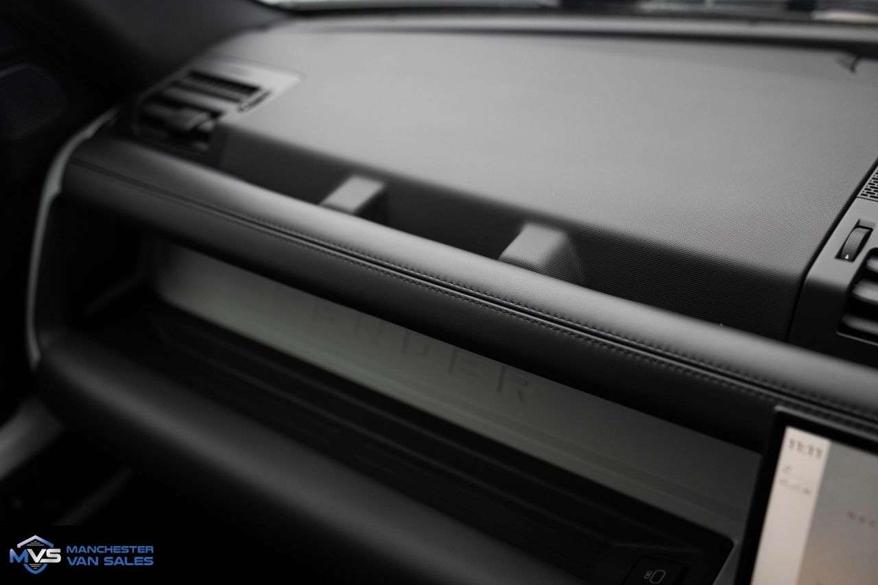 2025 LAND ROVER DEFENDER 2025 LAND ROVER DEFENDER