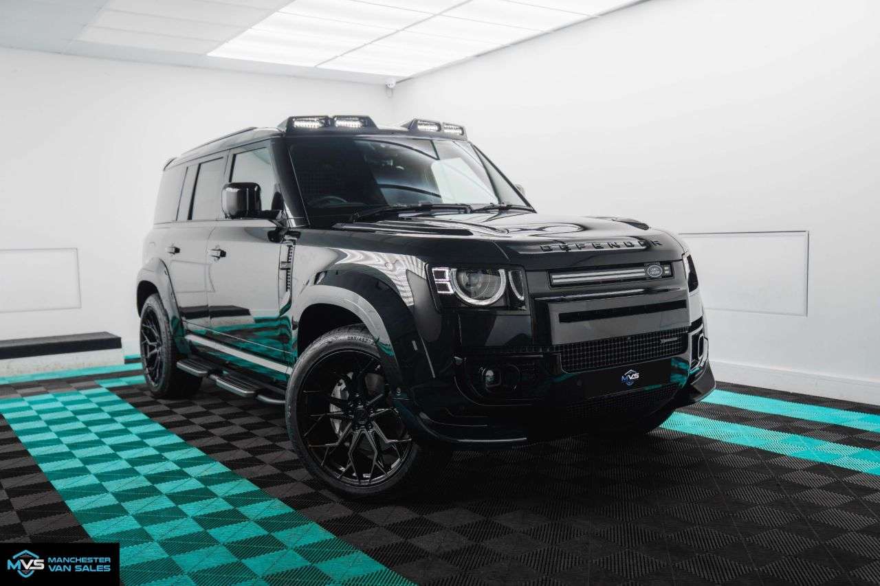 A 2025 LAND ROVER DEFENDER 3.0 D350 MHEV MCR WIDE ARCH X-Dynamic HSE Hard Top SUV 350BHP AUTO A 2025 LAND ROVER DEFENDER 3.0 D350 MHEV MCR WIDE ARCH X-Dynamic HSE Hard Top SUV 350BHP AUTO