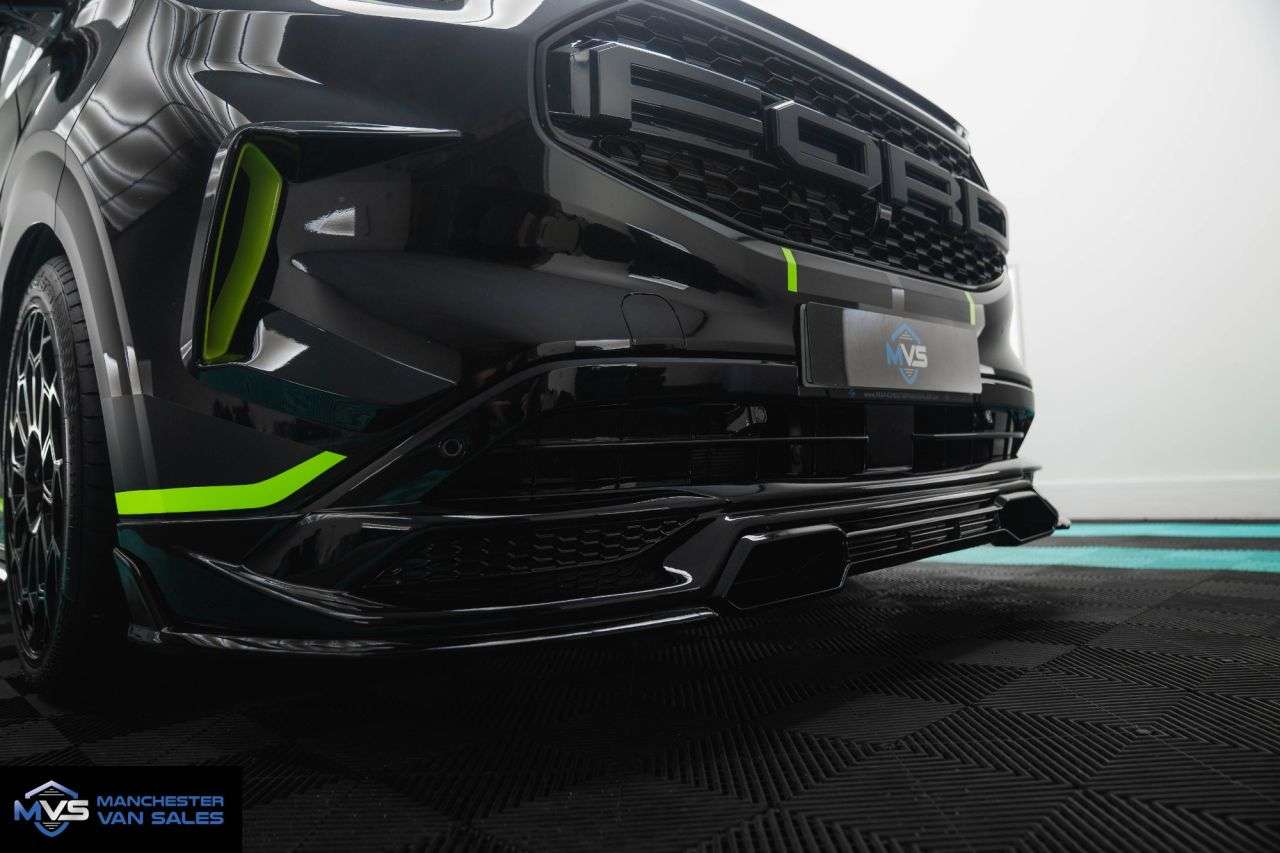 A 2024 FORD TRANSIT CUSTOM 2.0 300 LWB VENOM X SPORTS EDITION 170BHP AUTO - LIGHTPOD * A 2024 FORD TRANSIT CUSTOM 2.0 300 LWB VENOM X SPORTS EDITION 170BHP AUTO - LIGHTPOD *