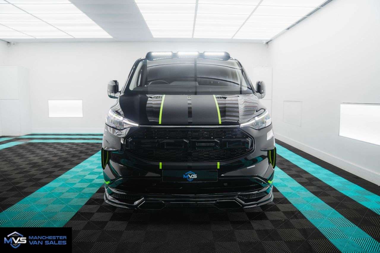 A 2024 FORD TRANSIT CUSTOM 2.0 300 LWB VENOM X SPORTS EDITION 170BHP AUTO - LIGHTPOD * A 2024 FORD TRANSIT CUSTOM 2.0 300 LWB VENOM X SPORTS EDITION 170BHP AUTO - LIGHTPOD *