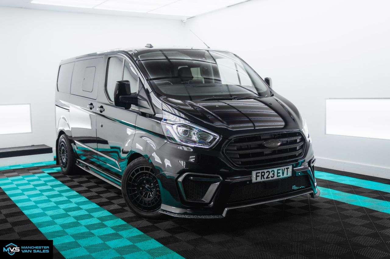 A 2023 FORD TRANSIT CUSTOM 2.0 320 SWB MOTION R CREW CAB 170BHP AUTO - LEATHER - CARBON WHEEL A 2023 FORD TRANSIT CUSTOM 2.0 320 SWB MOTION R CREW CAB 170BHP AUTO - LEATHER - CARBON WHEEL