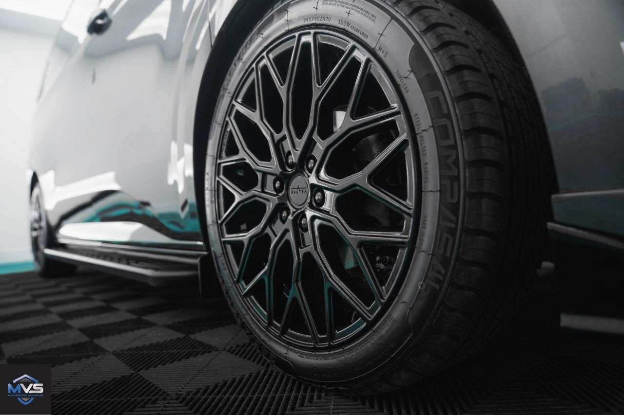 A 2024 FORD TRANSIT CUSTOM 2.5 320 SWB HALO X SPORT EDITION 232BHP AUTO - 1 AVAILABLE A 2024 FORD TRANSIT CUSTOM 2.5 320 SWB HALO X SPORT EDITION 232BHP AUTO - 1 AVAILABLE