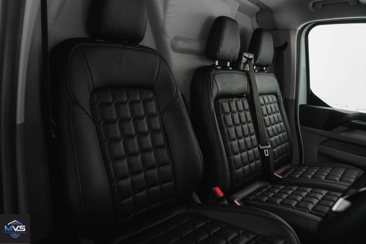 A 2024 FORD TRANSIT CUSTOM 2.5 320 SWB HALO X SPORT EDITION 232BHP AUTO - 1 AVAILABLE A 2024 FORD TRANSIT CUSTOM 2.5 320 SWB HALO X SPORT EDITION 232BHP AUTO - 1 AVAILABLE