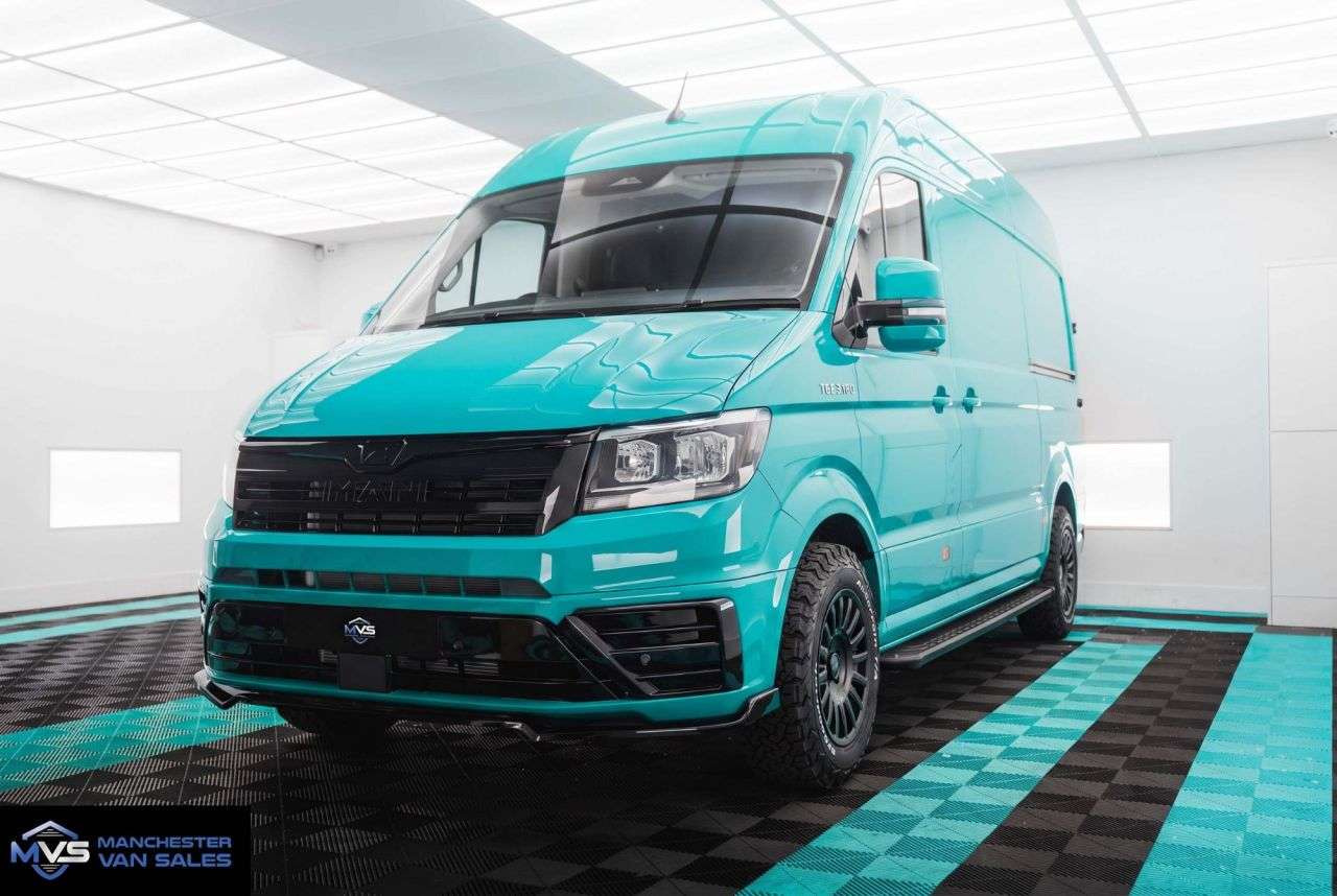 A 2026 MAN TGE 2.0 MWB FWD MCR SPORTS EDITION 180BHP AUTO - TURQUOISE BLUE A 2026 MAN TGE 2.0 MWB FWD MCR SPORTS EDITION 180BHP AUTO - TURQUOISE BLUE
