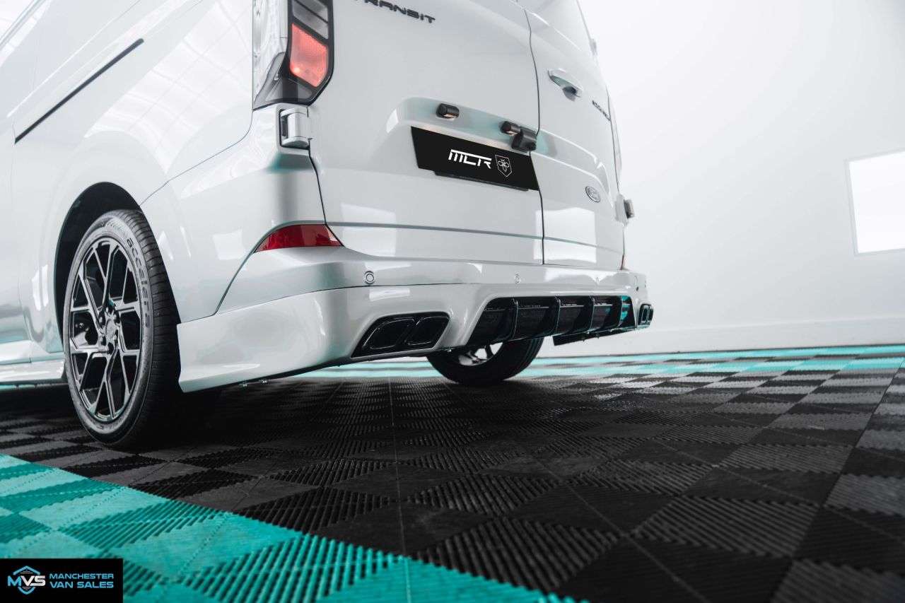 A 2025 FORD TRANSIT CUSTOM 2.0 300 LWB MCR SPORTS EDITION 170BHP AUTO - 20" ALLOY WHEELS * A 2025 FORD TRANSIT CUSTOM 2.0 300 LWB MCR SPORTS EDITION 170BHP AUTO - 20" ALLOY WHEELS *