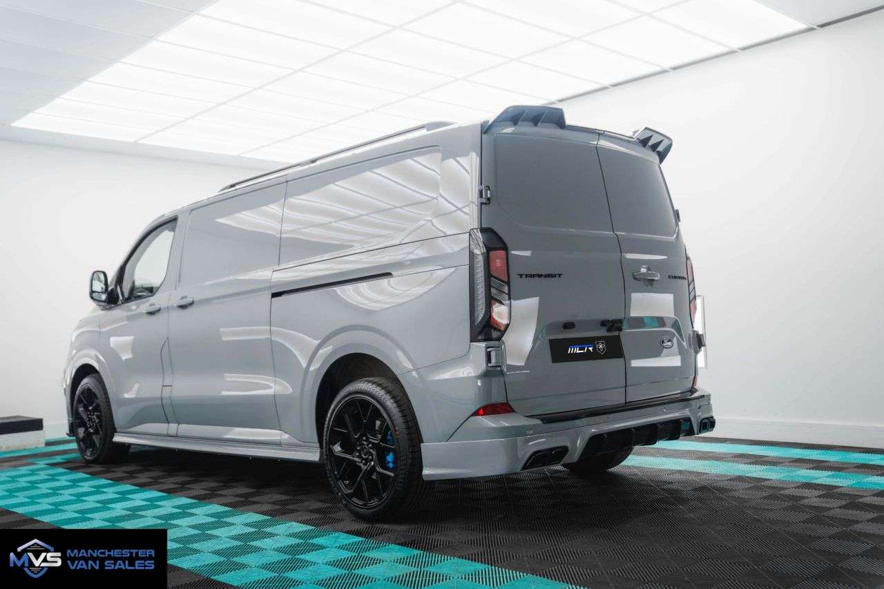 A 2024 FORD TRANSIT CUSTOM 2.0 300 LWB MCR SPORTS EDITION AUTO - GREY MATTER - TOP SPEC A 2024 FORD TRANSIT CUSTOM 2.0 300 LWB MCR SPORTS EDITION AUTO - GREY MATTER - TOP SPEC