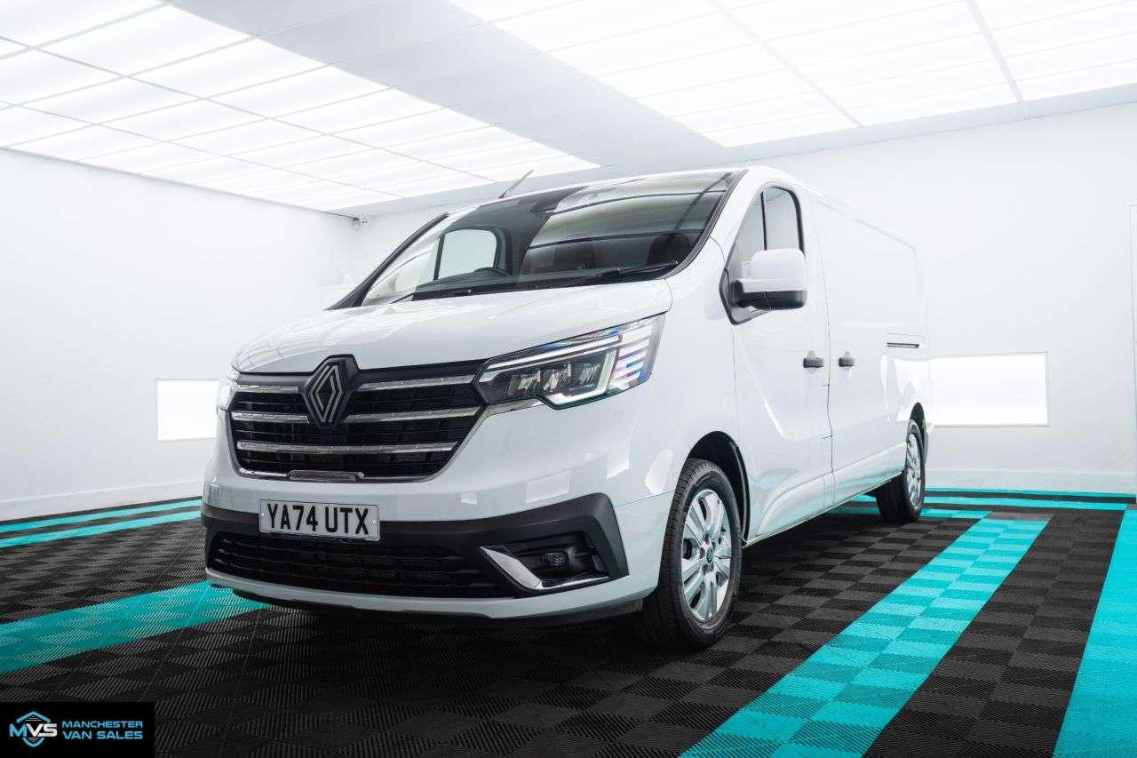 A 2024 RENAULT TRAFIC 2.0 dCi Blue LL30 Extra LWB 130BHP - TOP SPEC - FINANCE / LEASE A 2024 RENAULT TRAFIC 2.0 dCi Blue LL30 Extra LWB 130BHP - TOP SPEC - FINANCE / LEASE