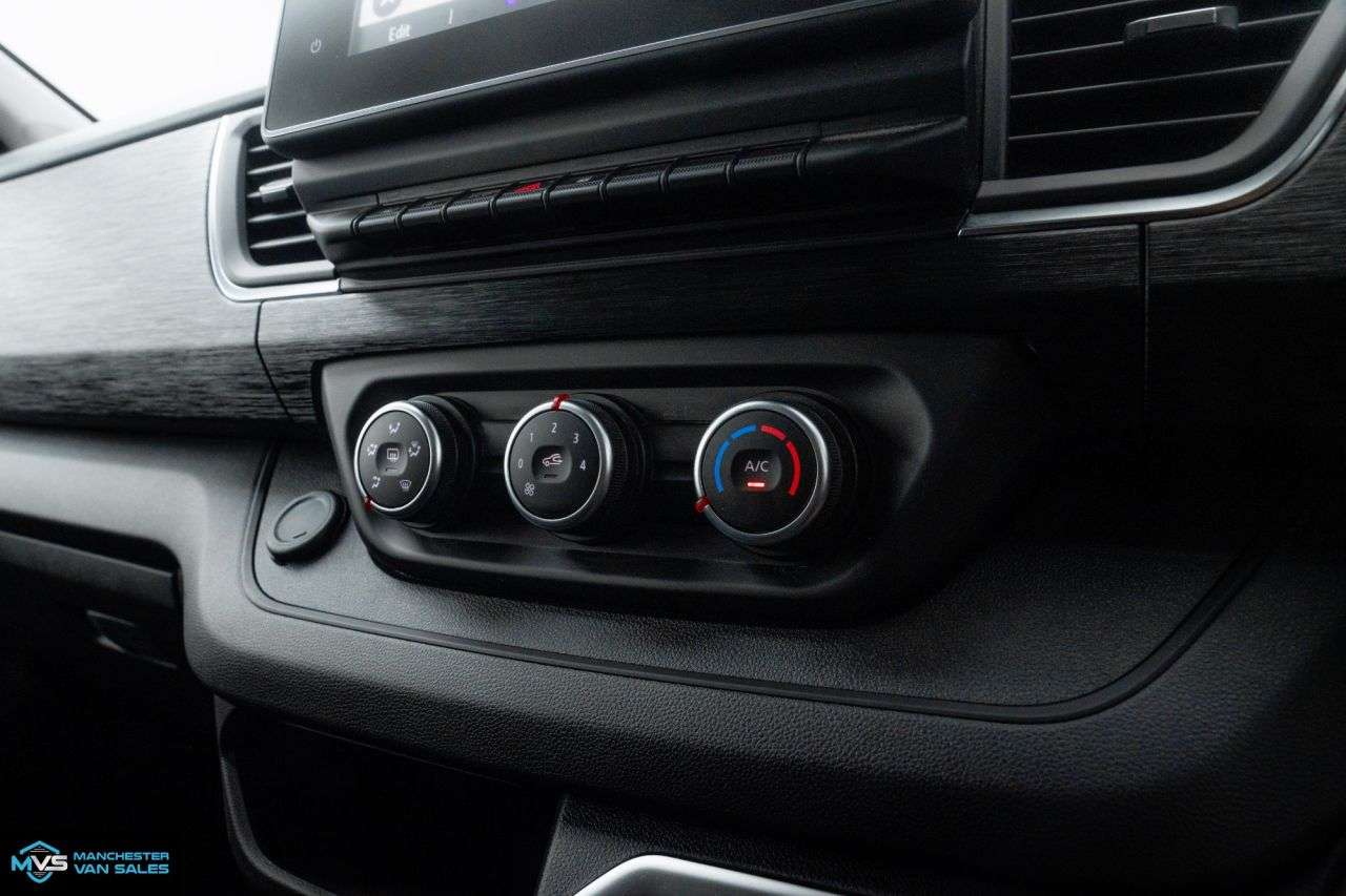 2024 RENAULT TRAFIC 2024 RENAULT TRAFIC