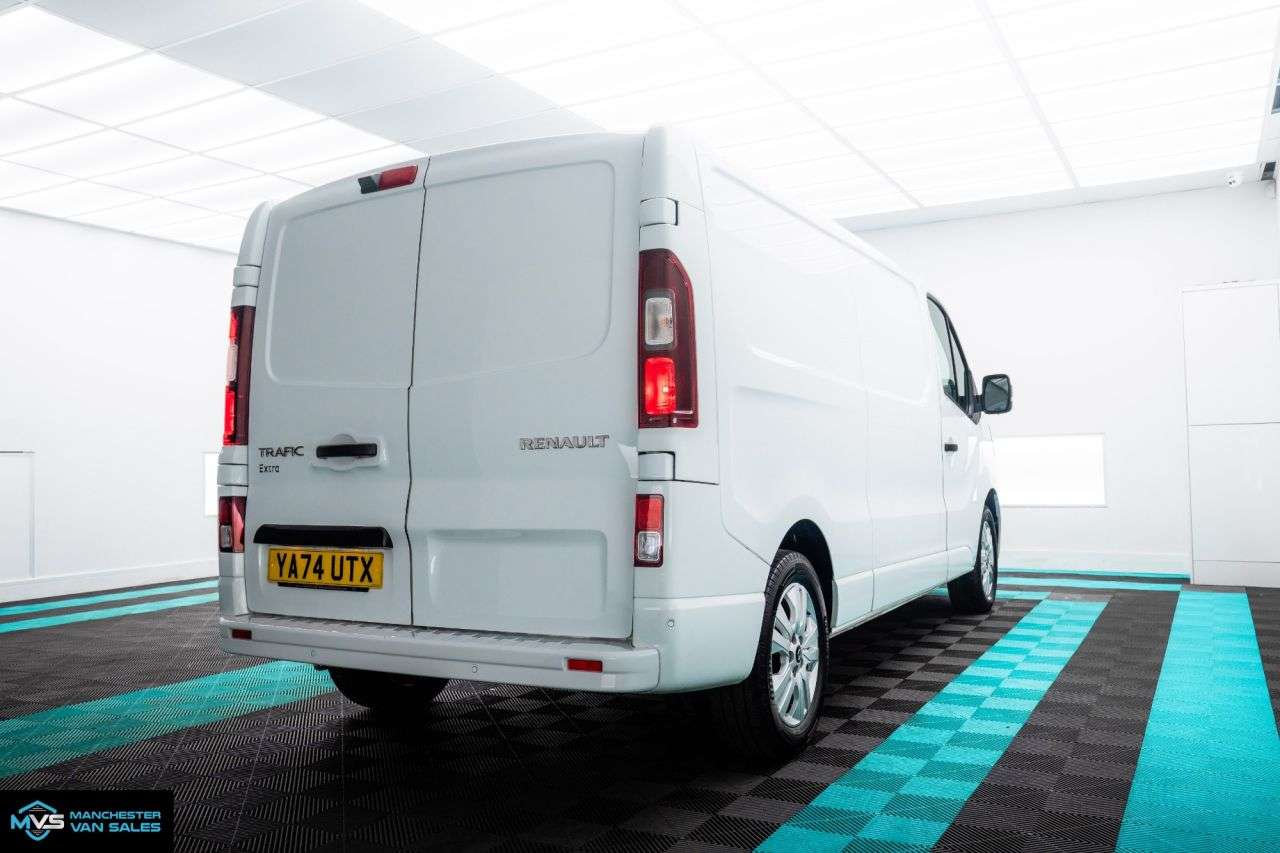 2024 RENAULT TRAFIC 2024 RENAULT TRAFIC