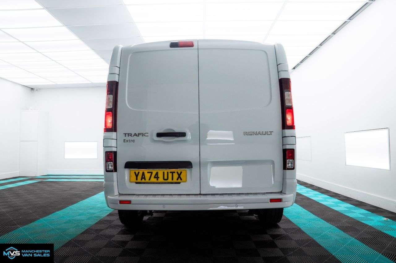 2024 RENAULT TRAFIC 2024 RENAULT TRAFIC