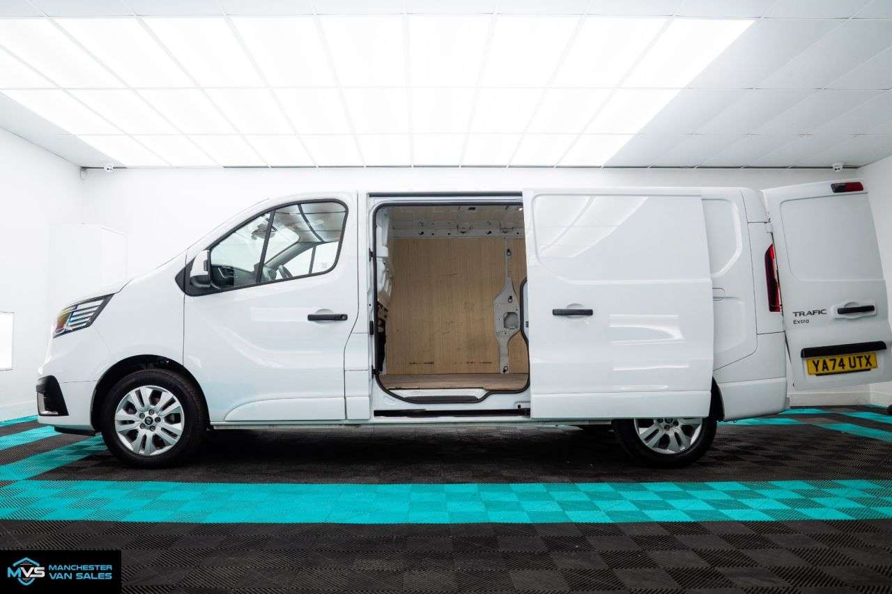 2024 RENAULT TRAFIC 2024 RENAULT TRAFIC
