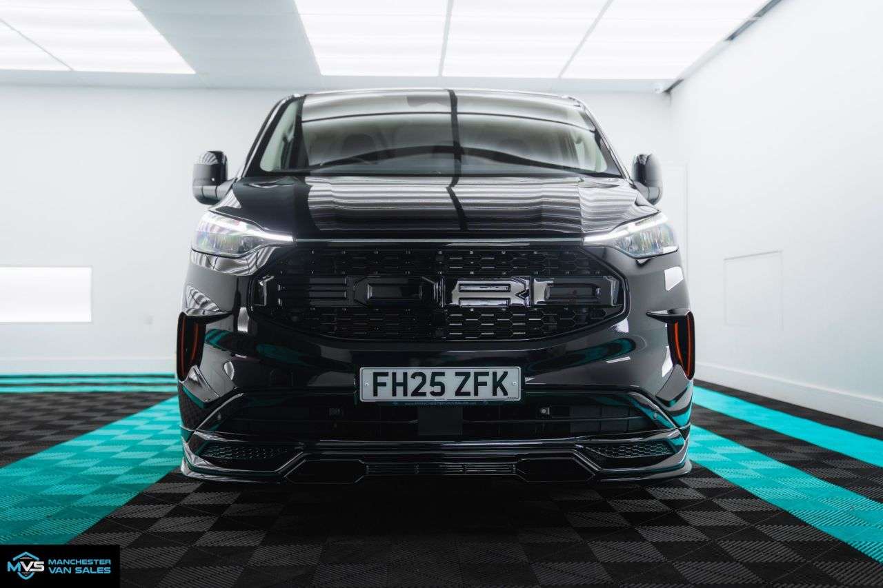 A 2025 FORD TRANSIT CUSTOM 2.0 320 SWB MCR SPORT EDITION AUTO A 2025 FORD TRANSIT CUSTOM 2.0 320 SWB MCR SPORT EDITION AUTO