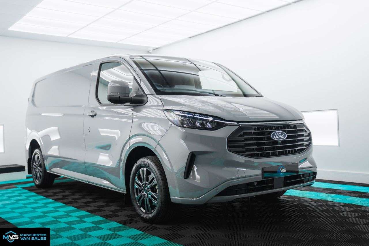 A 2026 FORD TRANSIT CUSTOM 2.0 320 LWB PANEL VAN AUTOMATIC - GREY MATTER WITH UPGRADED WHEELS A 2026 FORD TRANSIT CUSTOM 2.0 320 LWB PANEL VAN AUTOMATIC - GREY MATTER WITH UPGRADED WHEELS