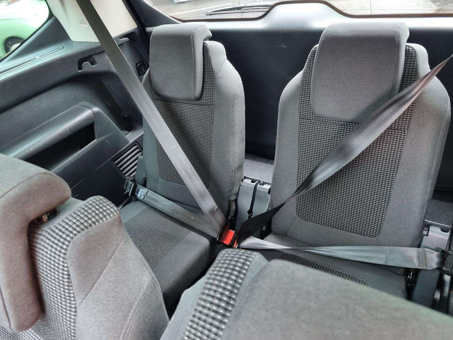 2016 PEUGEOT 5008 2016 PEUGEOT 5008