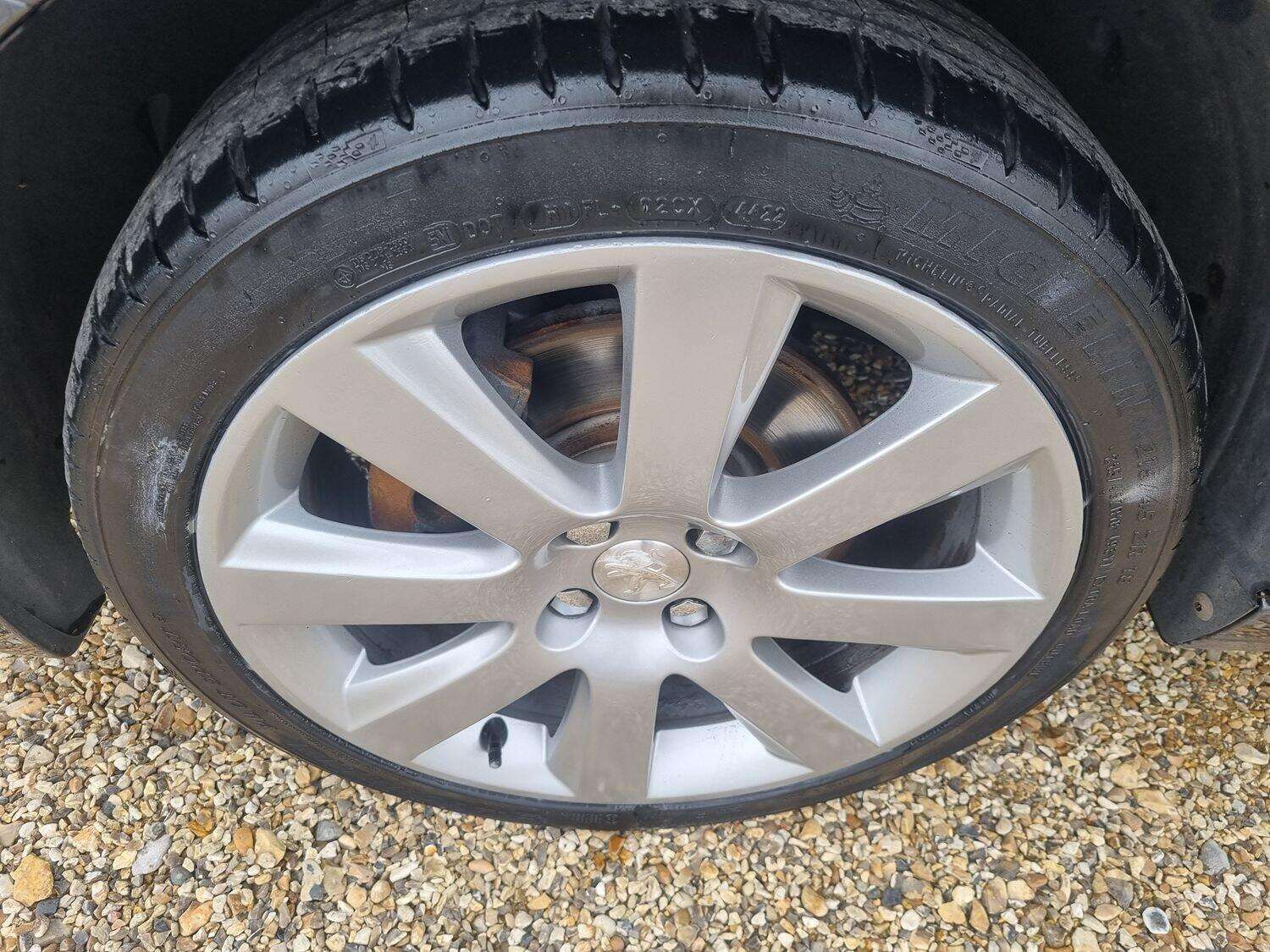 2016 PEUGEOT 5008 2016 PEUGEOT 5008