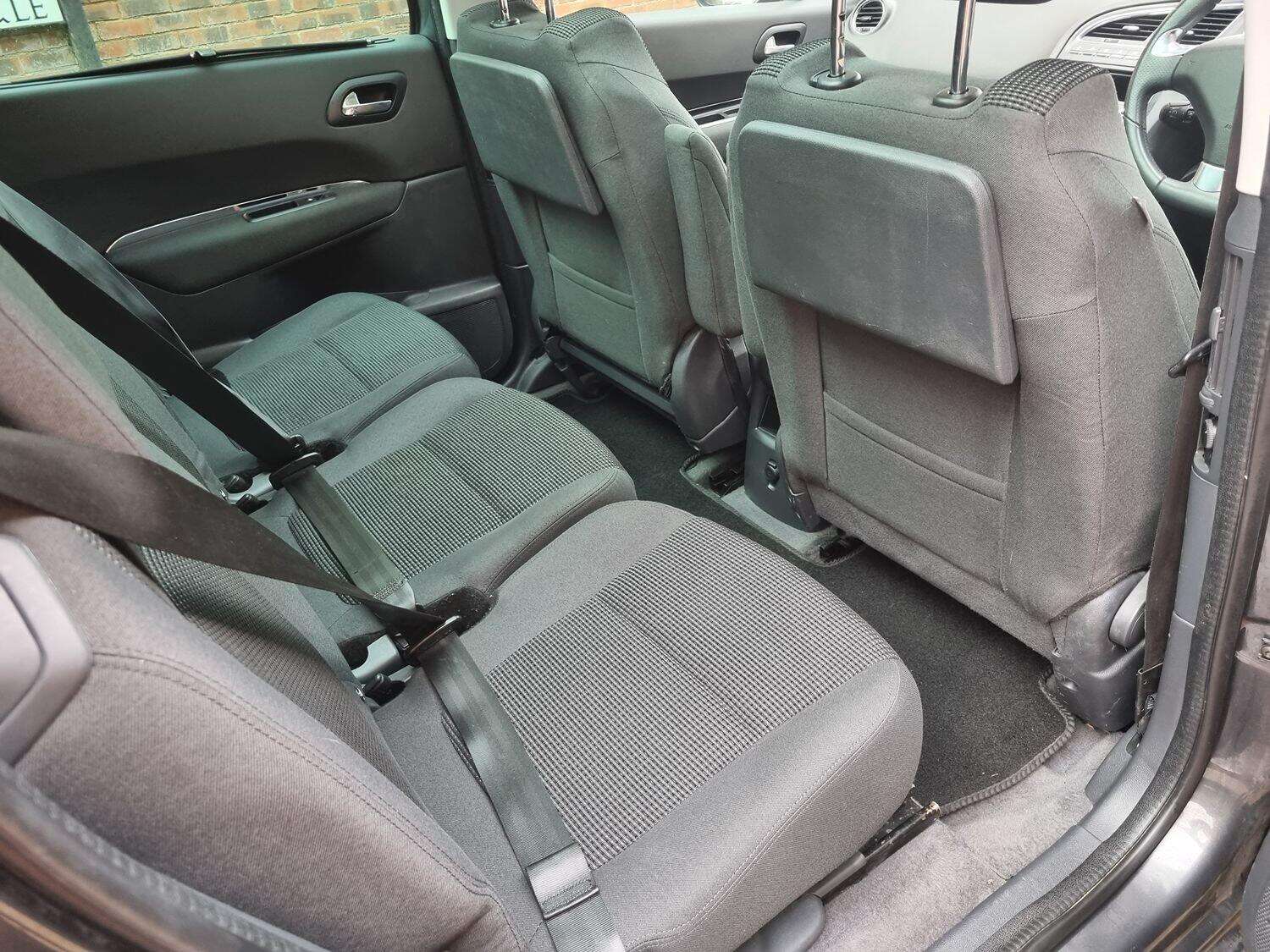 2016 PEUGEOT 5008 2016 PEUGEOT 5008