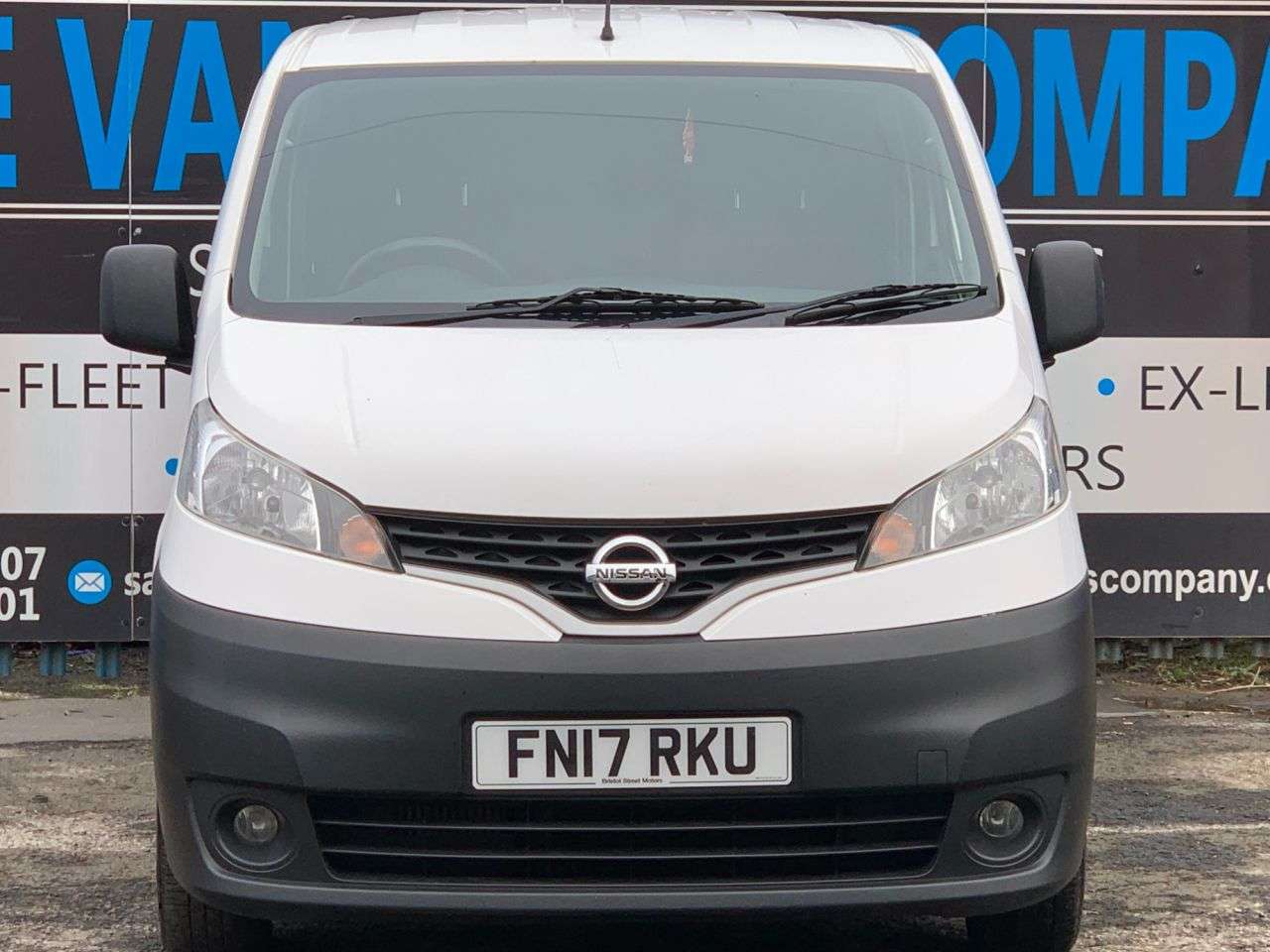 2017 NISSAN NV200 2017 NISSAN NV200