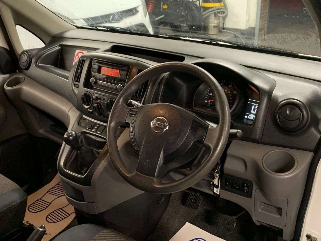 2017 NISSAN NV200 2017 NISSAN NV200