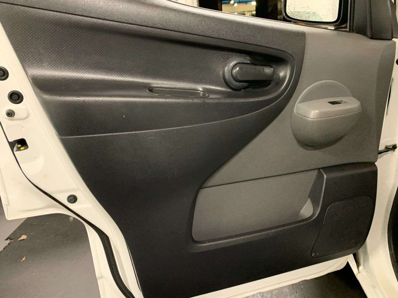 2017 NISSAN NV200 2017 NISSAN NV200