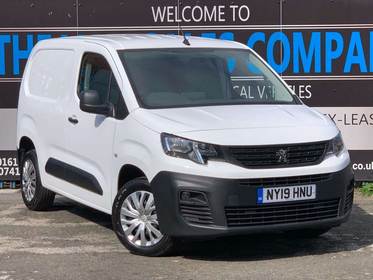 A 2019 PEUGEOT PARTNER BLUEHDI PROFESSIONAL L1 A 2019 PEUGEOT PARTNER BLUEHDI PROFESSIONAL L1