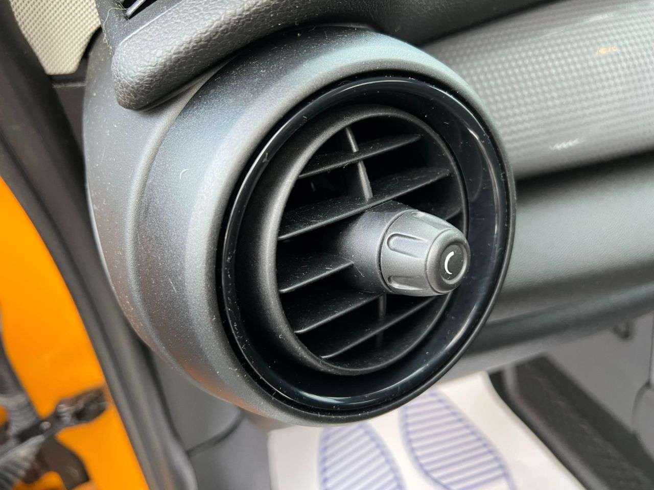 2015 MINI MINI 2015 MINI MINI