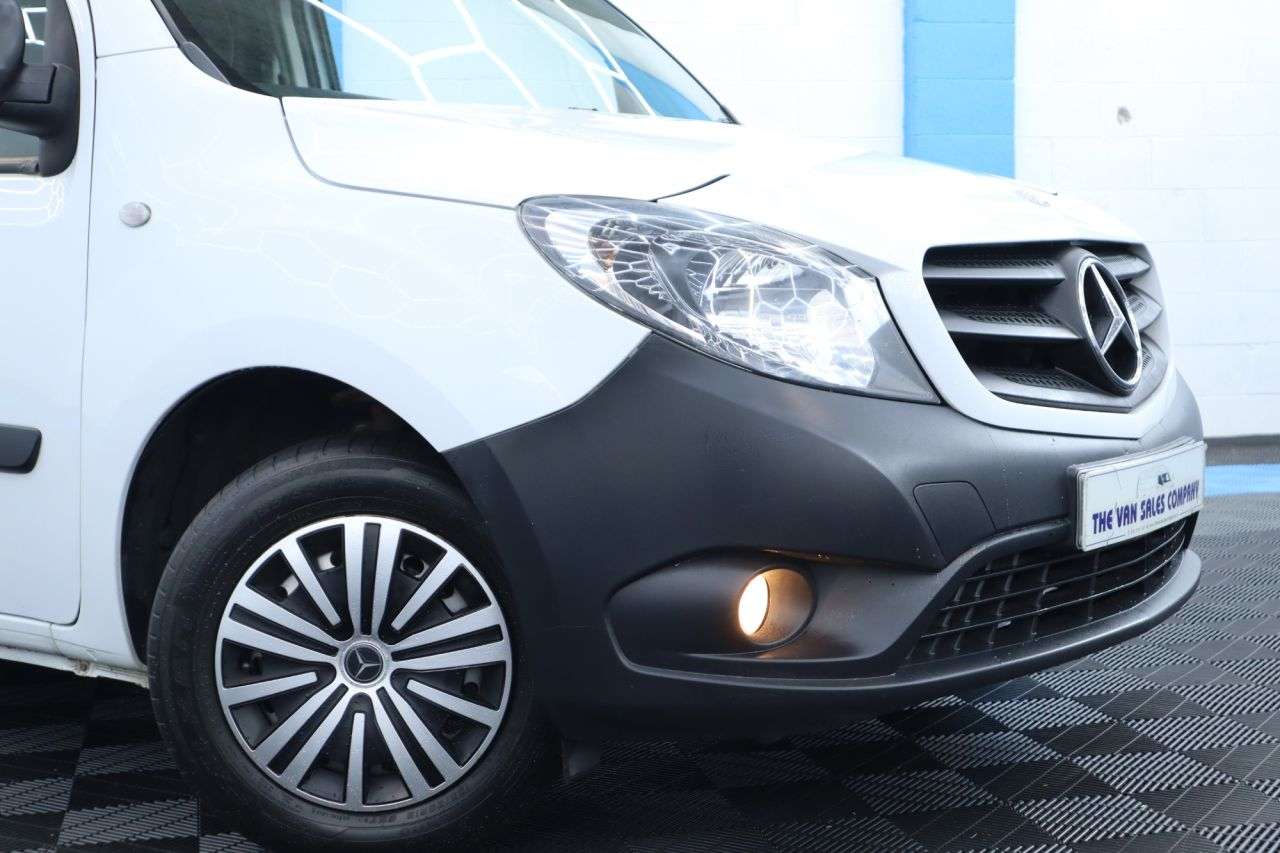 A 2018 MERCEDES CITAN 109 CDI BLUEEFFICIENCY A 2018 MERCEDES CITAN 109 CDI BLUEEFFICIENCY