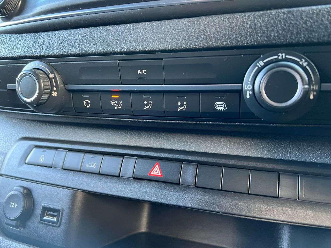 2019 VAUXHALL VIVARO 2019 VAUXHALL VIVARO