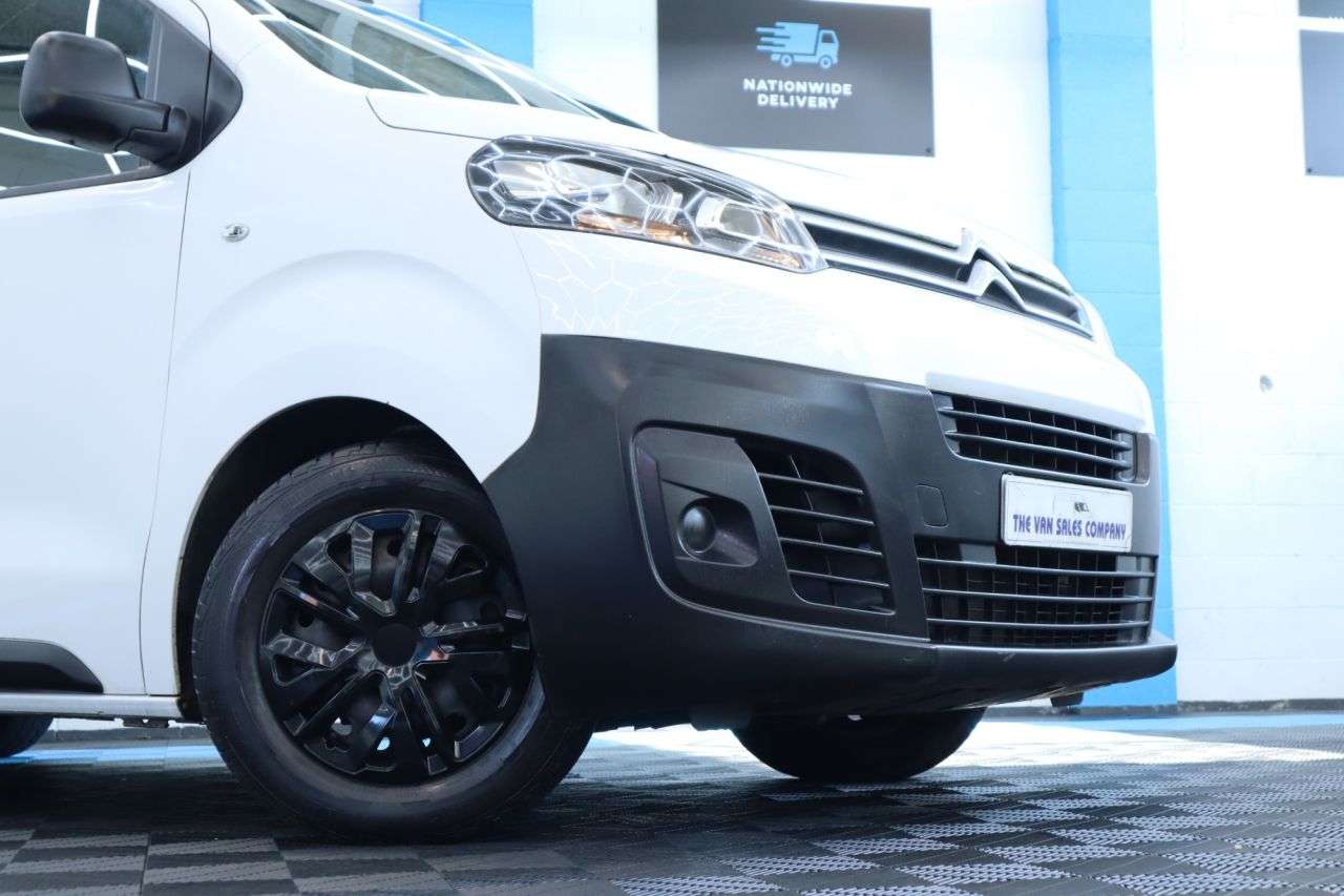 A 2016 CITROEN DISPATCH M 1000 X BLUEHDI A 2016 CITROEN DISPATCH M 1000 X BLUEHDI
