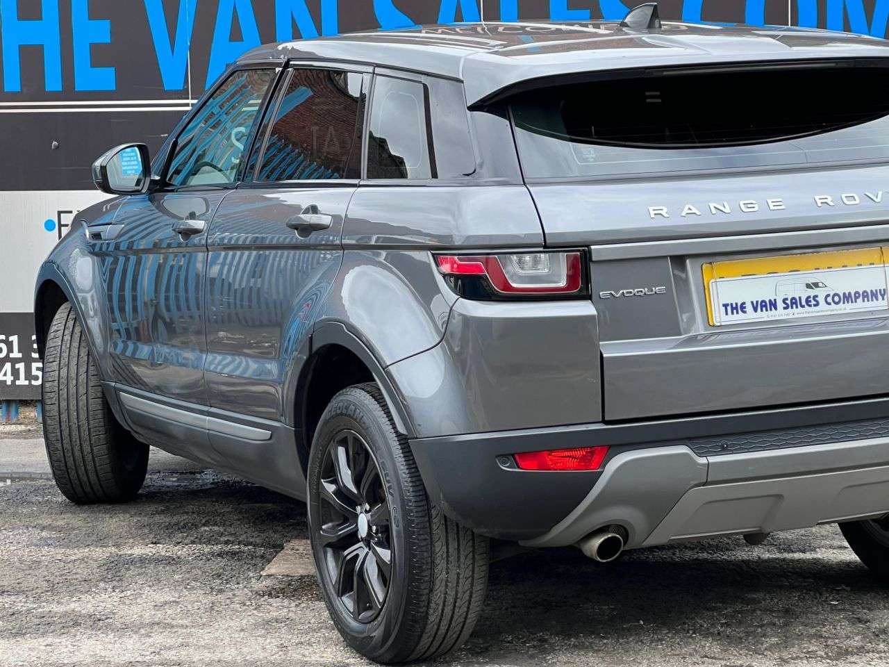 2017 LAND ROVER RANGE ROVER EVOQUE 2017 LAND ROVER RANGE ROVER EVOQUE