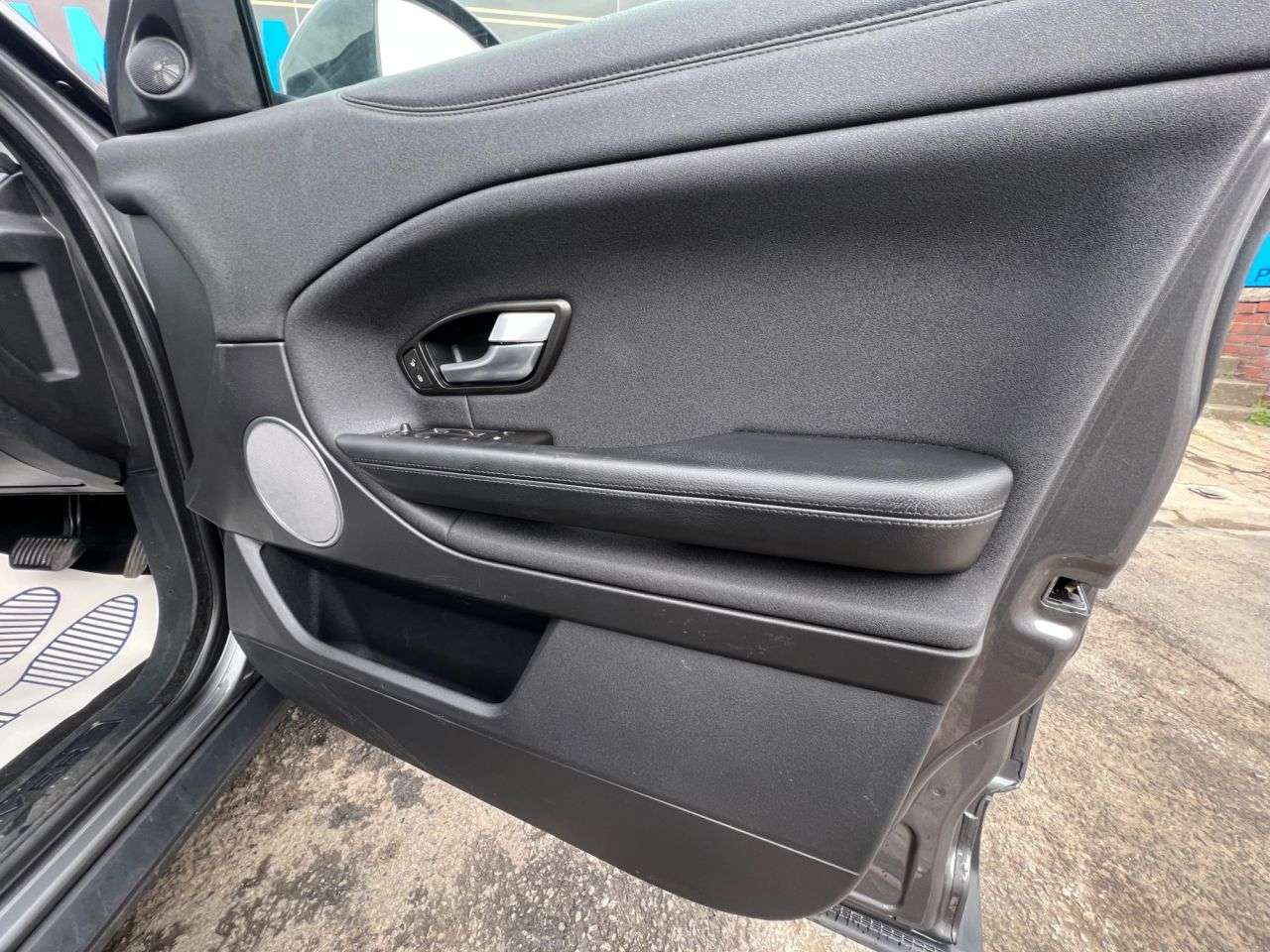 2017 LAND ROVER RANGE ROVER EVOQUE 2017 LAND ROVER RANGE ROVER EVOQUE