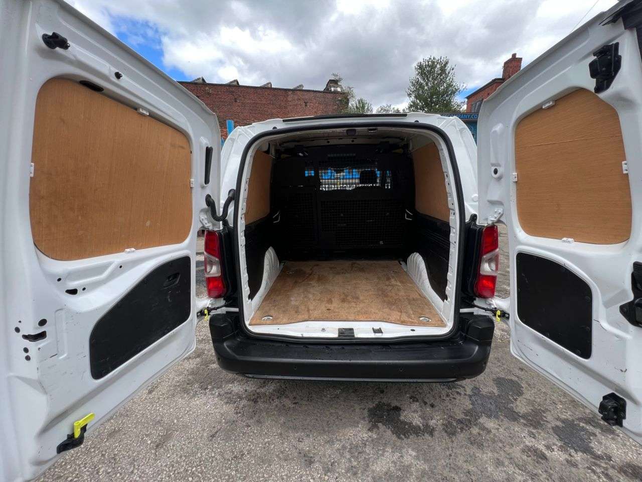 2020 PEUGEOT PARTNER 2020 PEUGEOT PARTNER